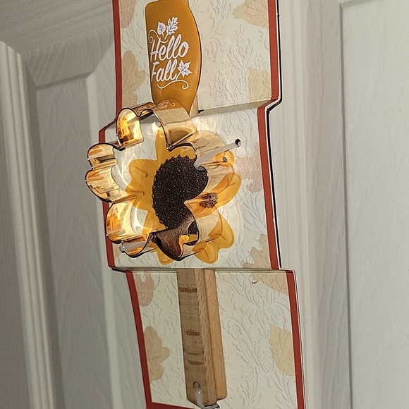 3pc Silicone Spatula with Cookie Cutter Set - Picture 5 of 5